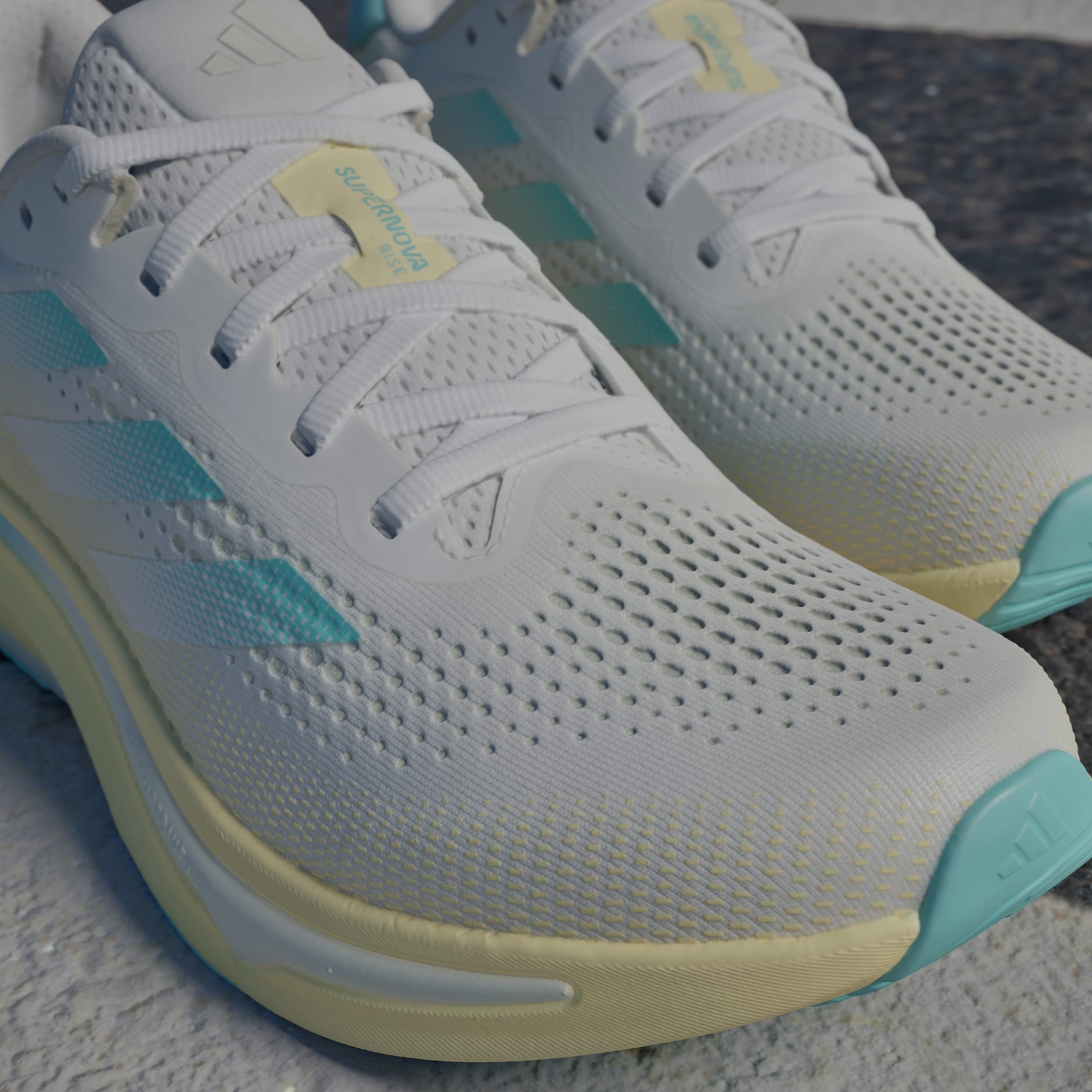 Supernova Rise Running Shoes